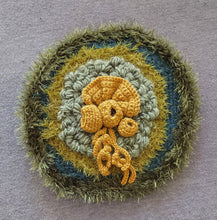 Lade das Bild in den Galerie-Viewer, Deep Ocean Coral